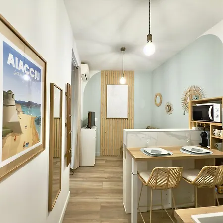 Le Cocon Du Roi Jerome - Hypercentre Apartment